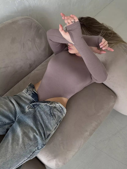 Dame figurtilpasset bodysuit med sideløsning og lange ærmer Stilla