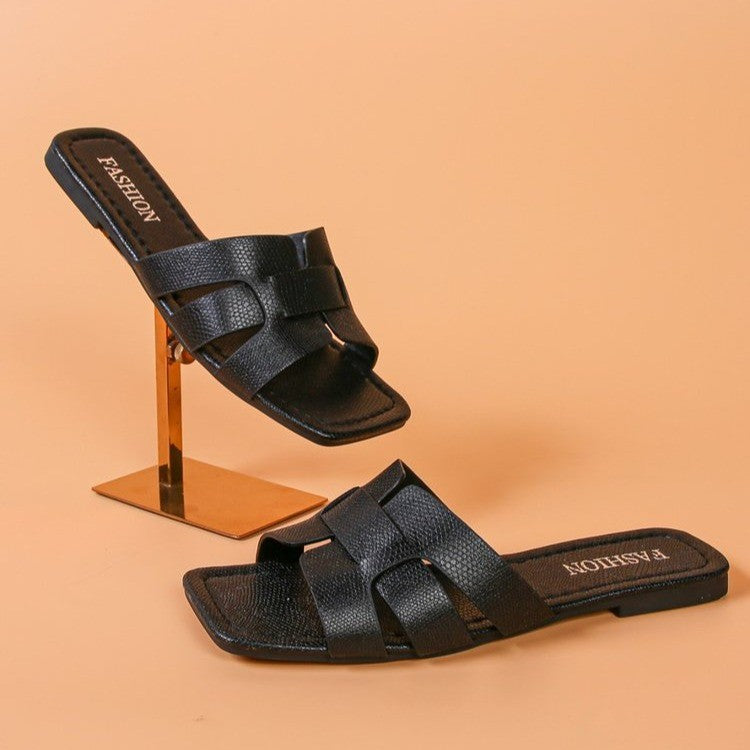 Dame åbne pantoletten med raffineret remdesign og skridsikker sål Stilla