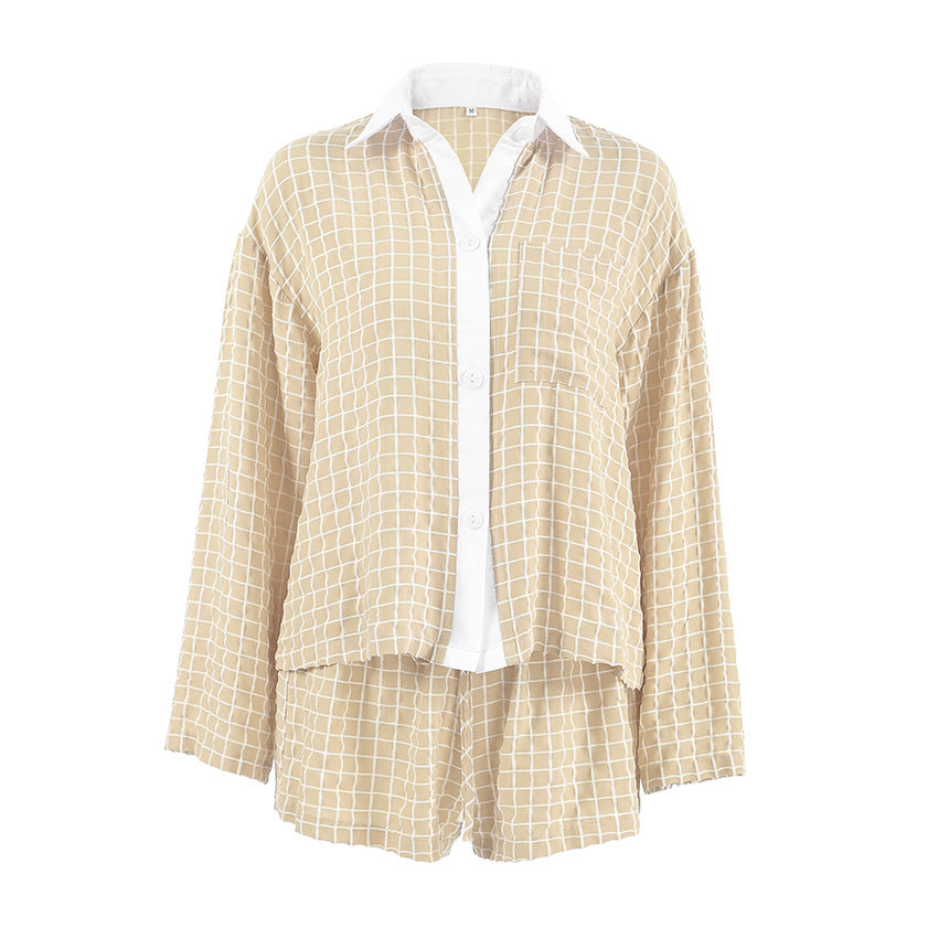 Dame afslappet pyjamasæt med ternet design og løs pasform Stilla