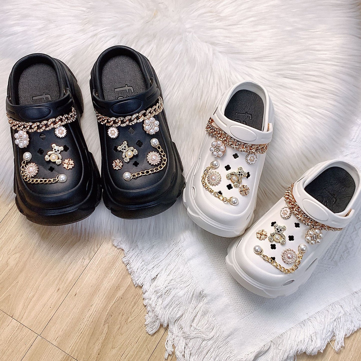 Dame Dekorative Clogs med funklende applikationer og modige udsmykninger Stilla