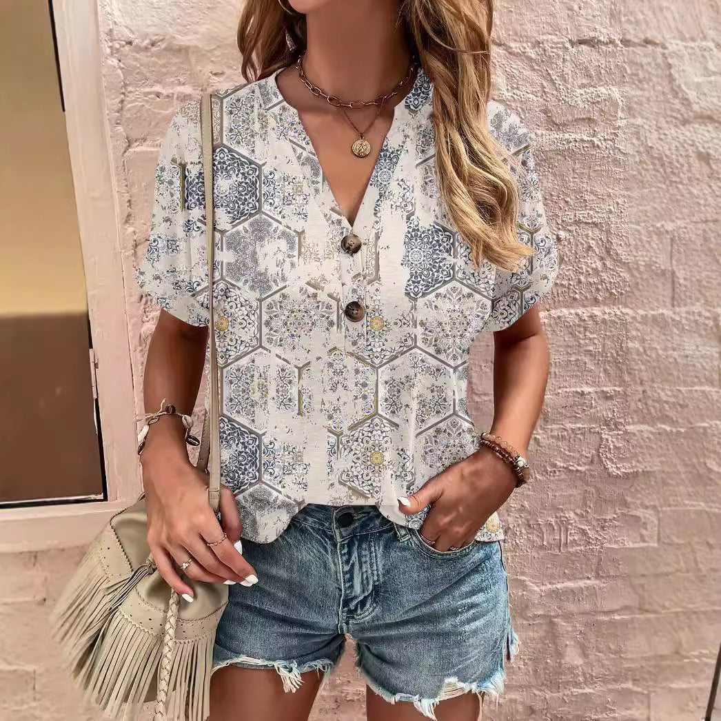 Dame afslappet kortærmet top med knaplukning og stribemønster Stilla