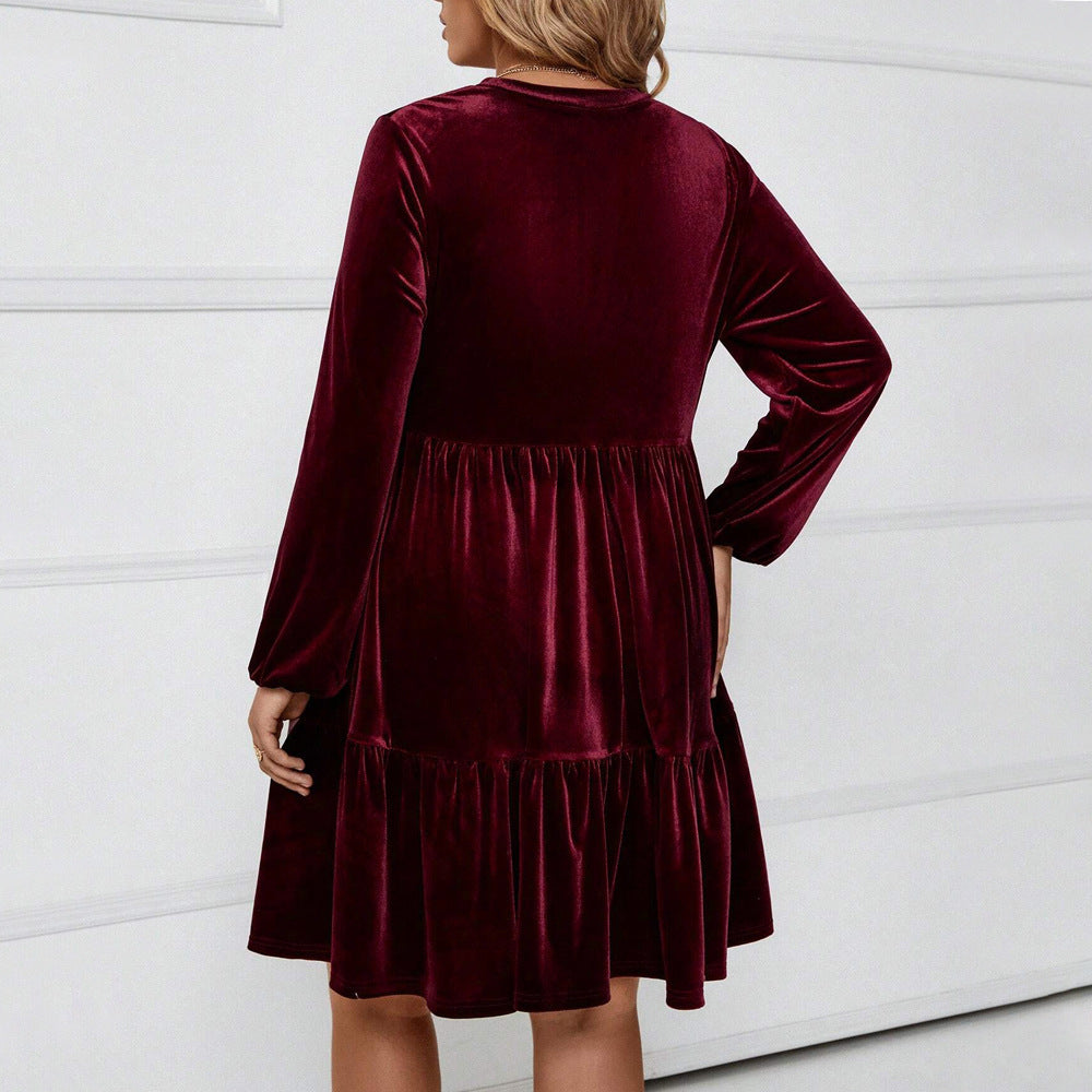 Dame elegant fløjl minikjole med svungne skørt og lange ærmer Stilla