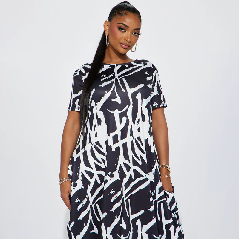 Dame Oversized Kjole i moderne Grafisk Design Stilla