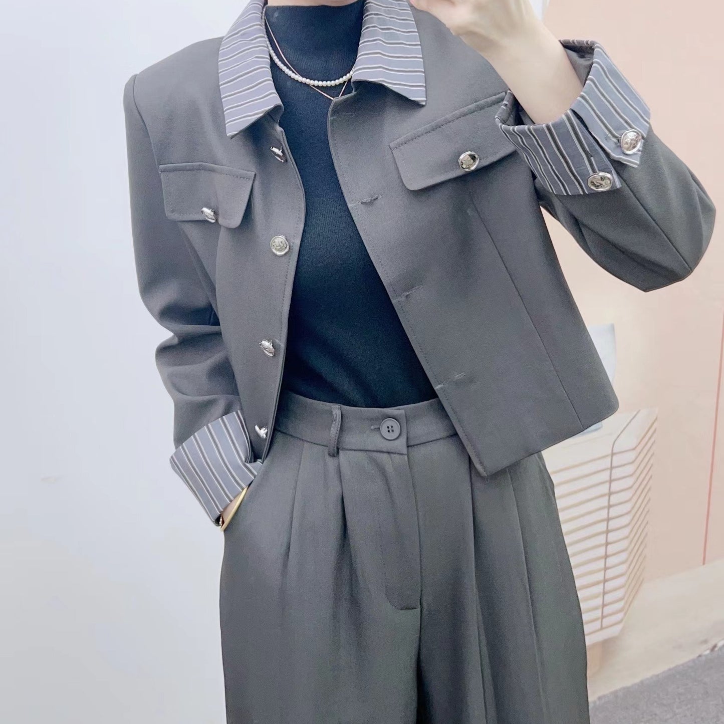 Dame Elegant Blazer-Bukse-Sæt med højtaljede bukser og moderne krave Stilla