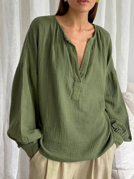 Dame afslappet langærmet bluse med halv-høj krave lavet af let bomuldsstof Stilla