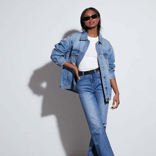 Dame afslappet jeansjakke med moderne oversized snit Stilla