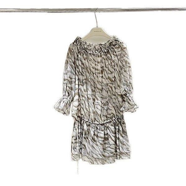 Dame afslappet minikjole med elastisk talje og flæsedetaljer Stilla