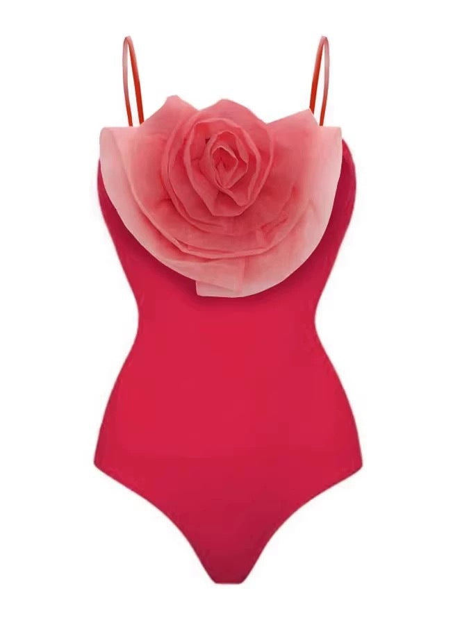 Dame elegant badedragt med blomsterdetalje og matchende omslags nederdel Stilla