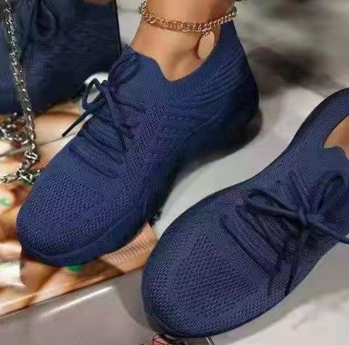 Dame mode letvægts sneakers med åndbart strikoverdel og skridsikker sål Stilla