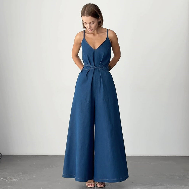 Dame Bredskåret Jumpsuit med V-udskæring og Taljebælte Stilla