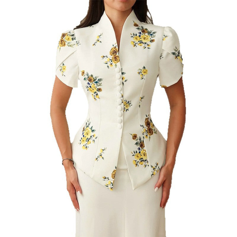 Dame Elegant Bluse med blomsteraccent og figurtilpasset snit Stilla