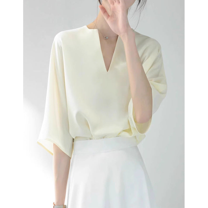 Dame elegant bluse skjorte med V-hals og flydende stof Stilla