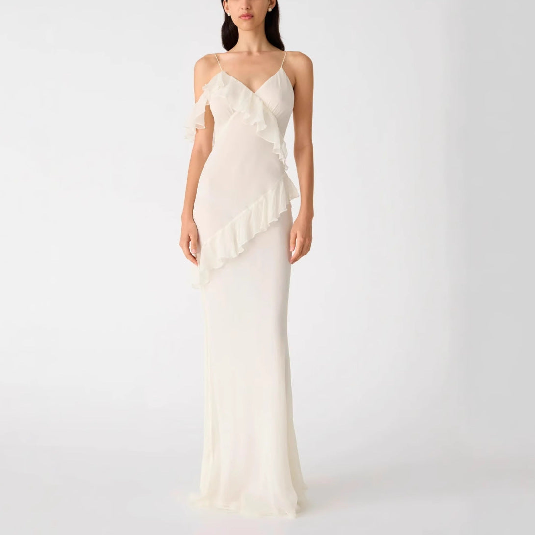 Dame elegant aftenkjole med asymmetrisk flæse Stilla