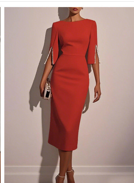 Dame elegant brudekjole med lange ærmer og perleudsmykninger Stilla