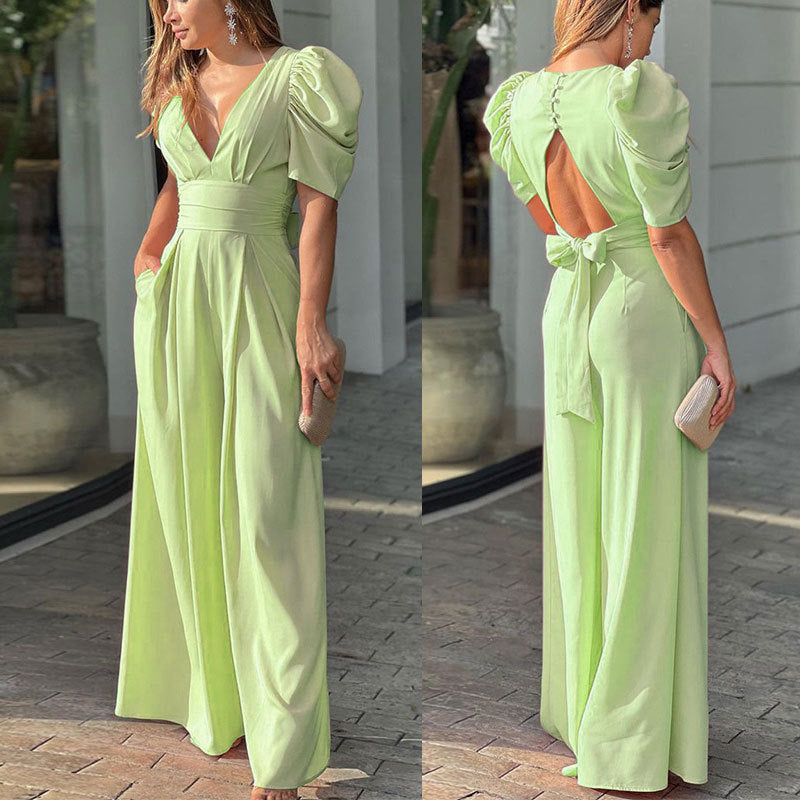 Dame jumpsuit med voluminøse ærmer og dyb v-hals Stilla