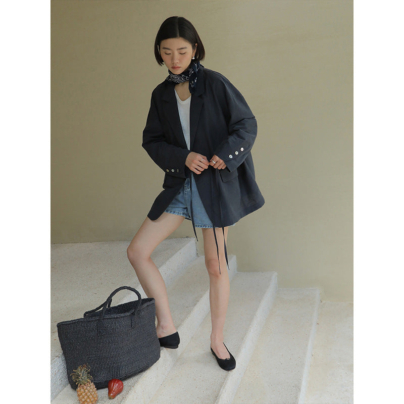 Dame afslappet oversized blazerjakke med justerbar taljesnor og skrå revers Stilla