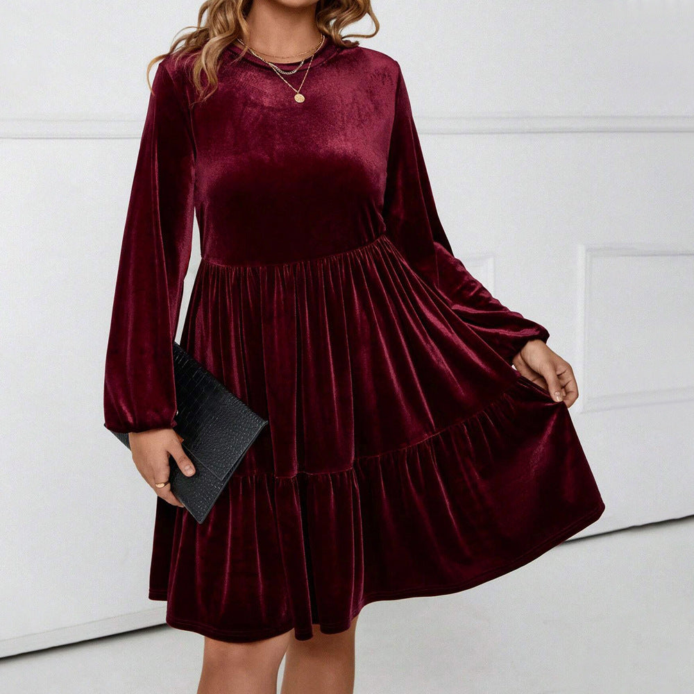 Dame elegant fløjl minikjole med svungne skørt og lange ærmer Stilla