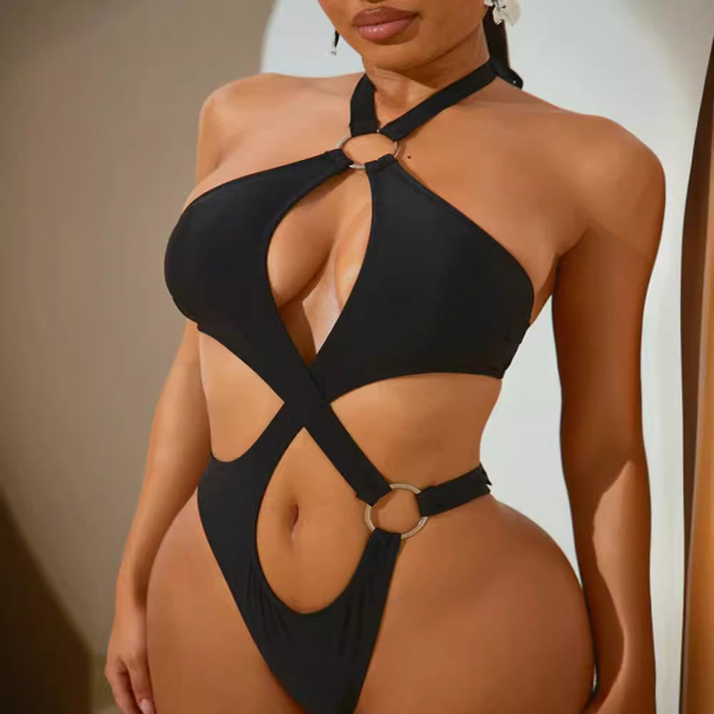 Dame Cut-Out Badedragt med ringdetaljer og moderne snit Stilla