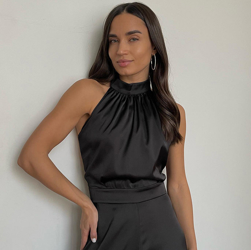 Dame Elegant Jumpsuit med svingende, højtstående design og luksuriøs satin-finish Stilla