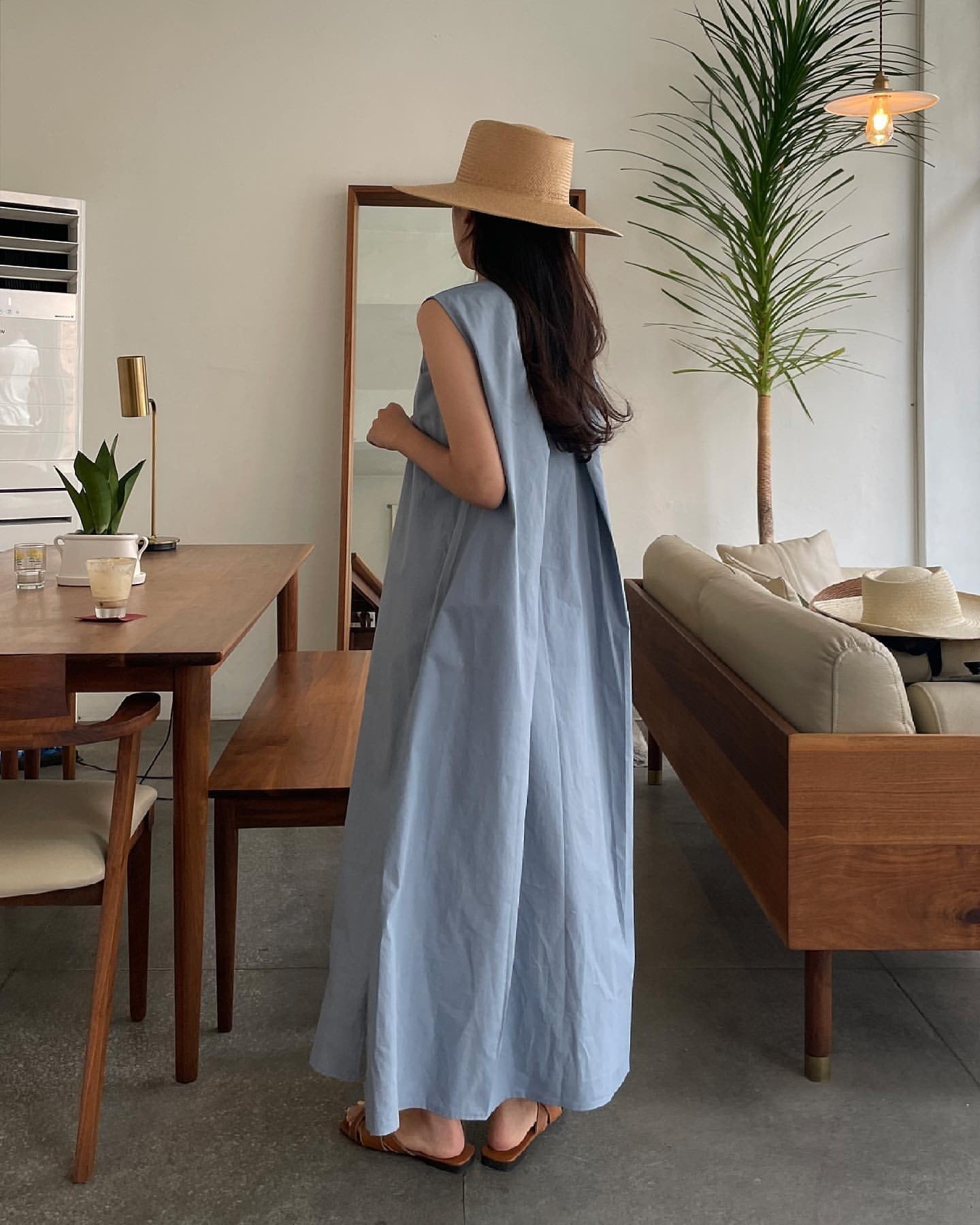 Dame afslappet sommermaxikjole med ensfarvet design og bred pasform Stilla