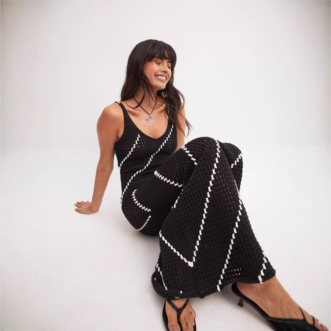 Dame Cropped Strikkjole med geometrisk hulmønster og elegant V-udskæring Stilla