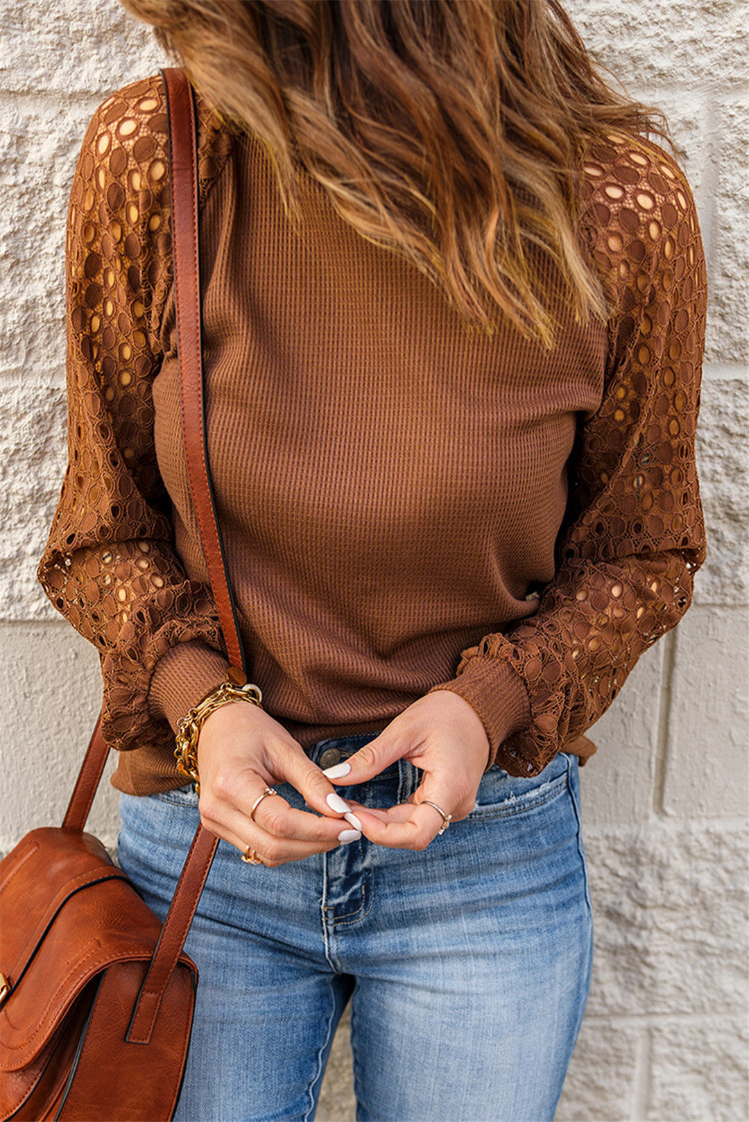 Dame designer top med feminine spidsærmer Stilla