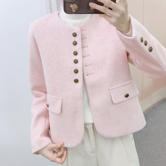 Dame elegant Boucle-jakke med dekorative knapper og praktiske lommer Stilla