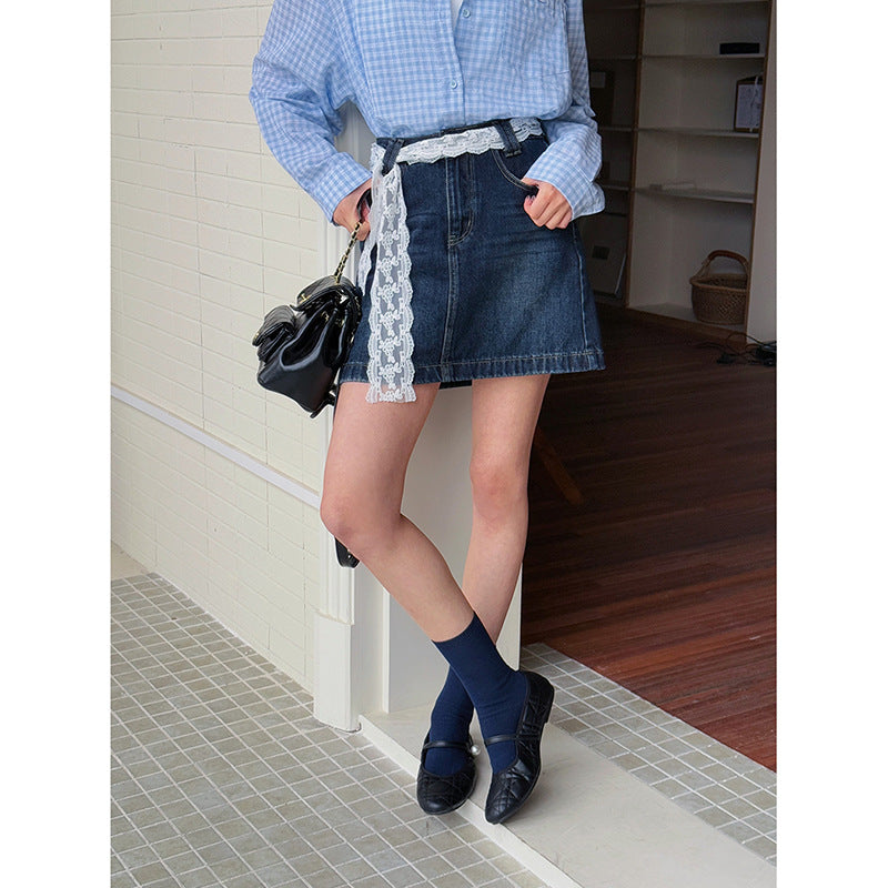 Dame denim-nederdel med dekorativ spidselastik og moderigtigt snit Stilla