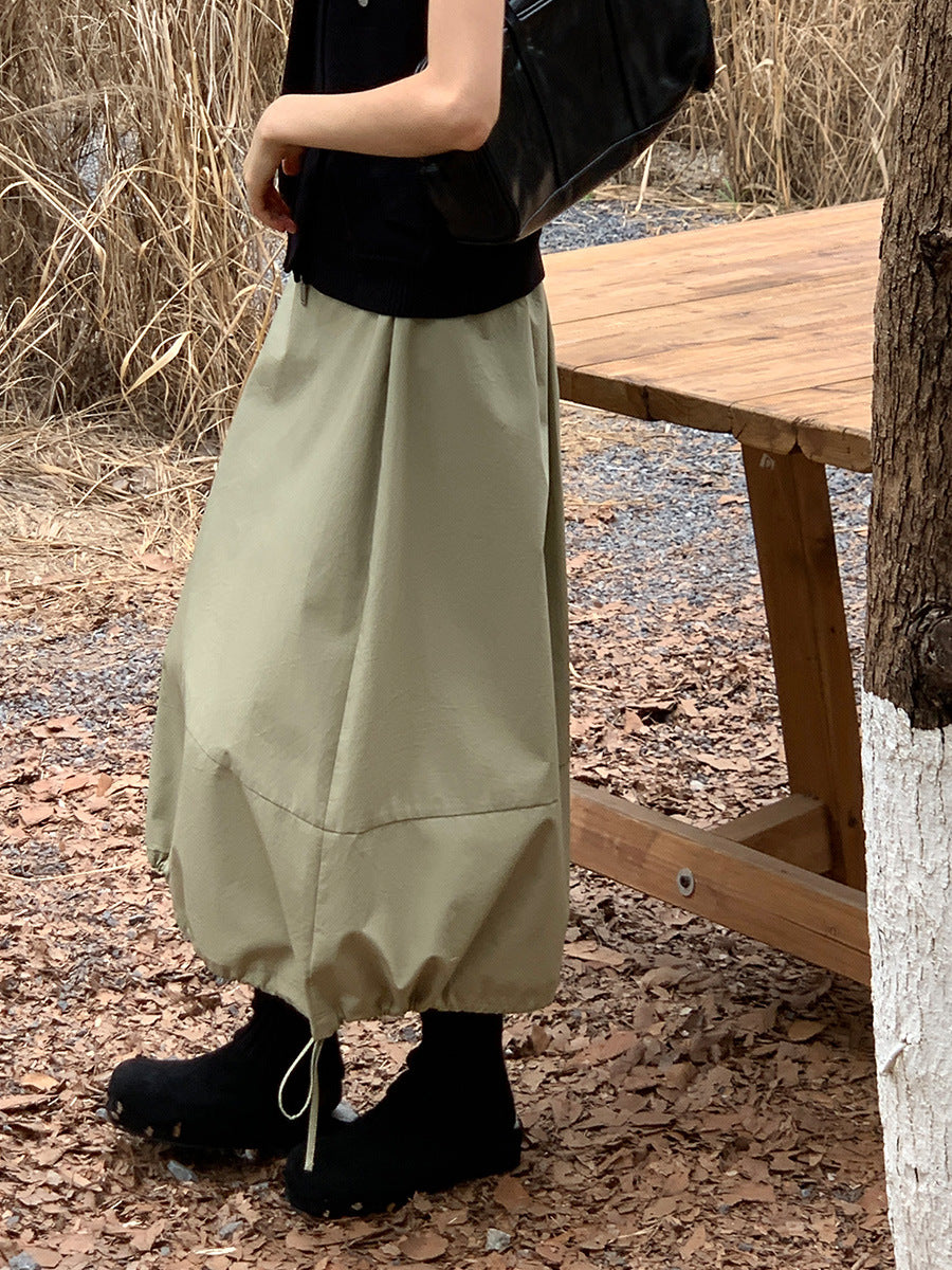 Dame afslappet midi-nederdel med justerbar gummibånd og sidelændesnøringsdetaljer Stilla