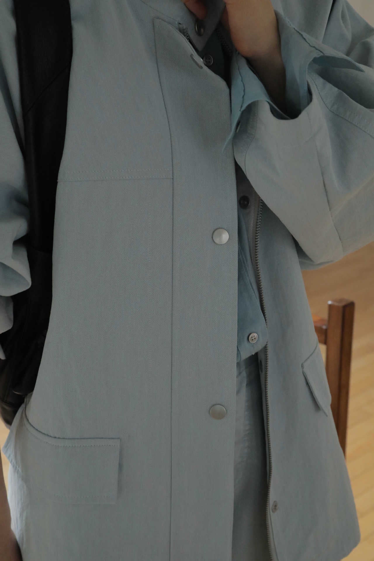 Dame afslappet overshirt-jakke i let stof med praktiske lommer Stilla