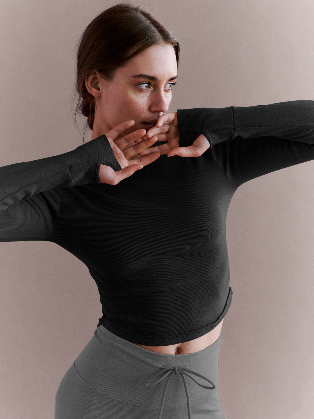 Dame Cropped Langærmet skjorte med høj kvalitet ribstruktur og udvidede ærmeender Stilla