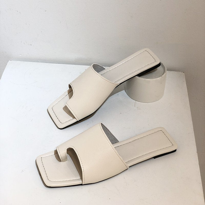 Dame åbne mules med elegant snit og komfortabel sål Stilla