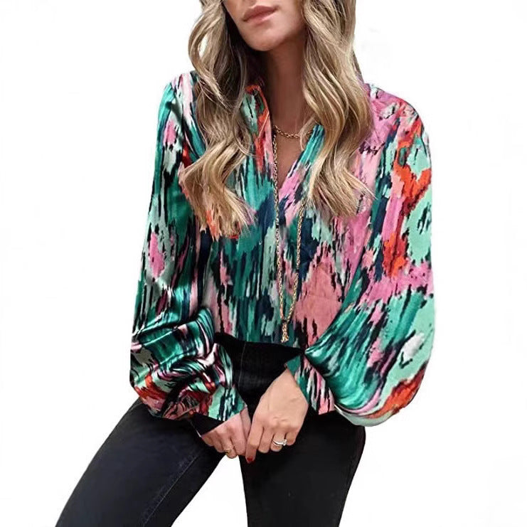 Dame elegant bluse med farverigt mønster og løse ærmer Stilla