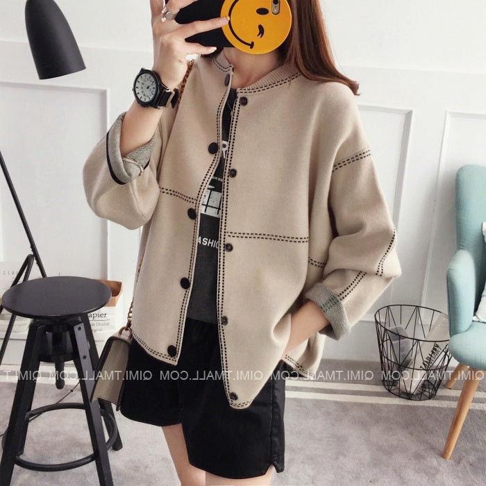 Dame afslappet Cardigan med kunstnerisk sømførelse og elegante knapdetaljer Stilla