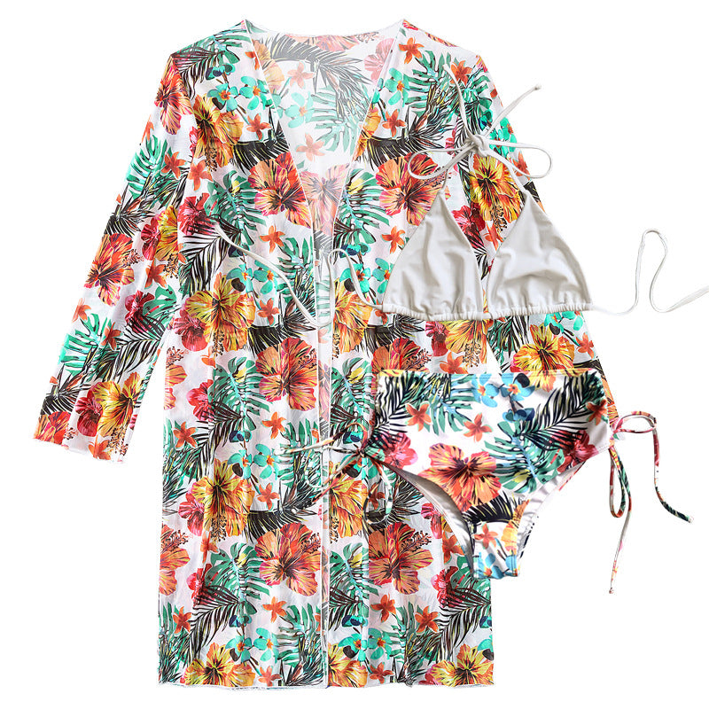 Dame bikini sæt med blomster kimono og højtaljede shorts Stilla