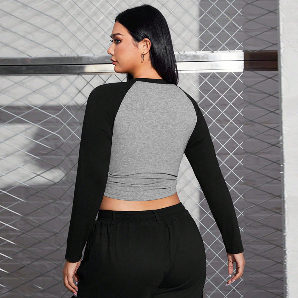 Dame cropped langærmet skjorte med V-udskæring og sideløjfer Stilla