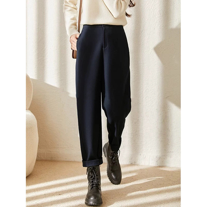 Dame afslappede stofbukser med smart plissé-design Stilla