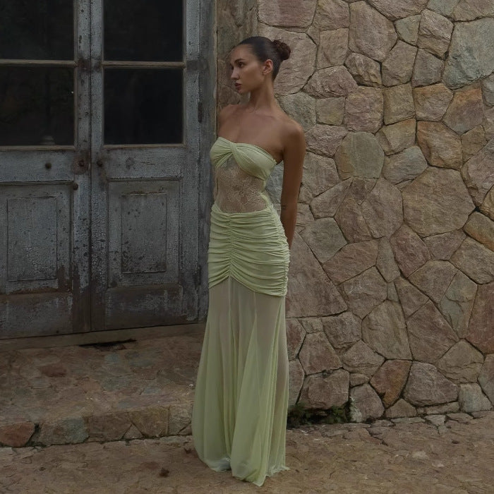 Dame Elegant aftenkjole med transparente indsatser og raffinerede flæsedetaljer Stilla