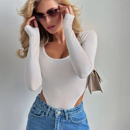 Dame figursyet bodysuit med dekorative cut-outs og elegant rygudskæring Stilla