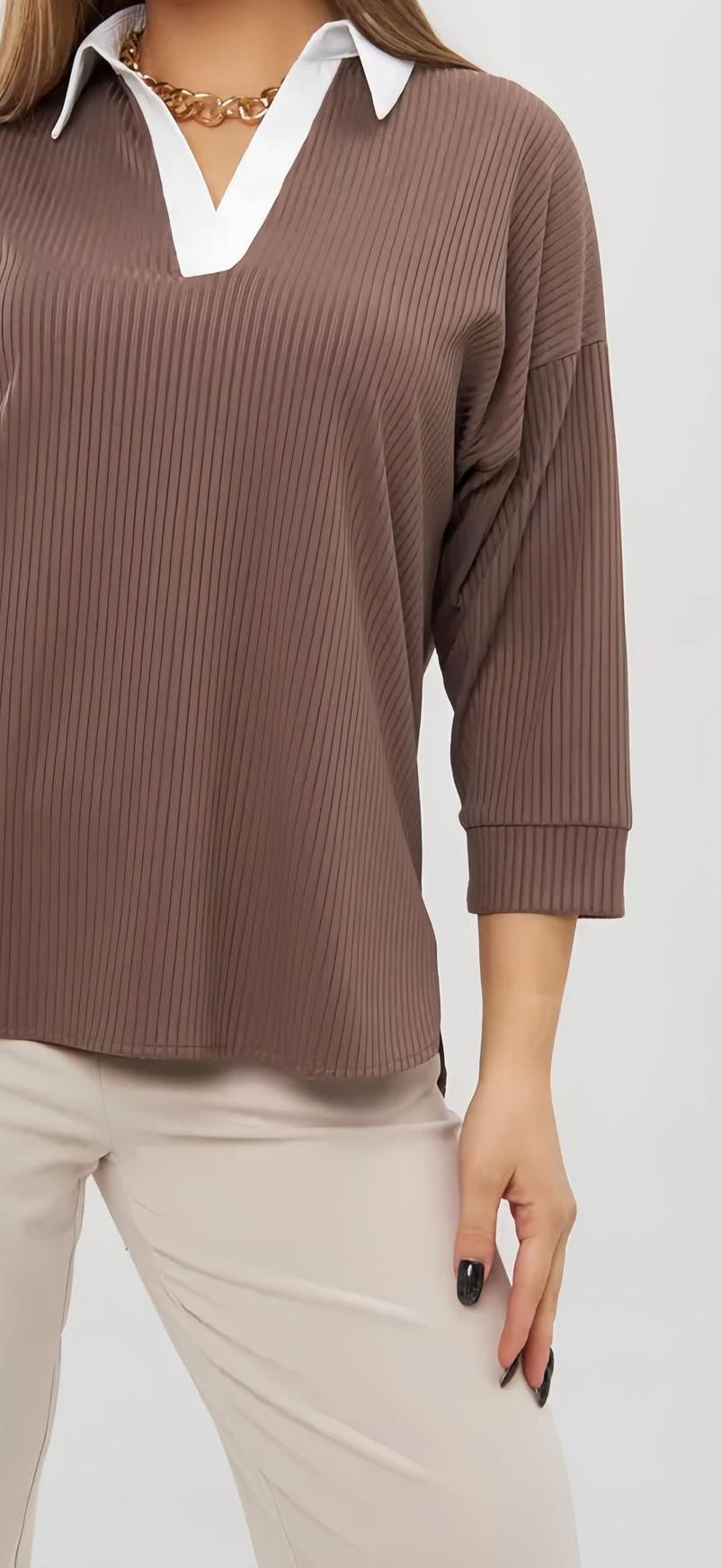 Dame Elegant Bluse med flot Krave og fine Ribbestruktur Detaljer Stilla