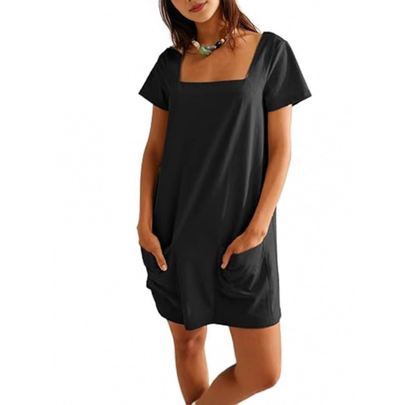 Dame afslappet fritidskjole med firkantet udskæring og praktiske lommer Stilla