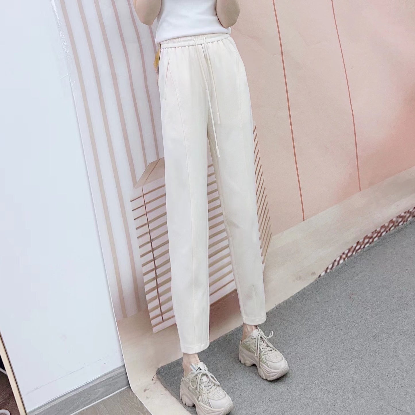 Dame elegant fritidsbukser med elastisk talje og sidelommer Stilla