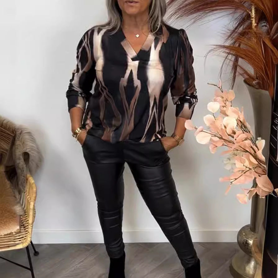 Dame elegant bluse med V-udskæring og trendy mønster Stilla