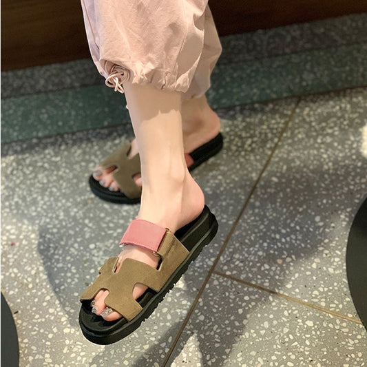 Dame Design-sandaler med udskåret rem og raffineret sål Stilla