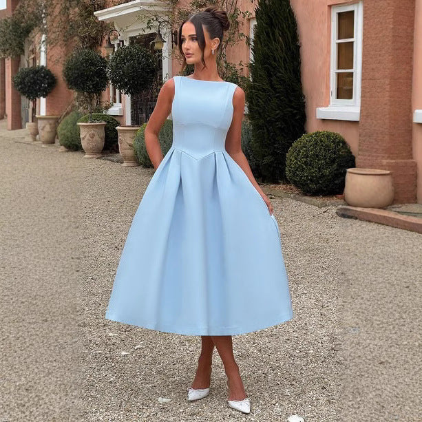 Dame A-linje kjole med klassisk snit og elegant taljering Stilla