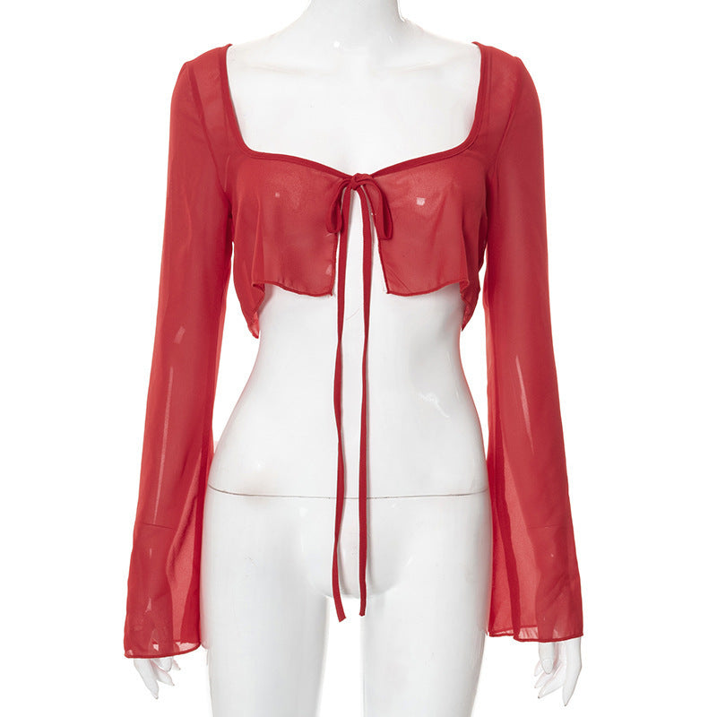 Dame Cut-Out Bluse med raffinerede snoremuligheder og bred ærme Stilla