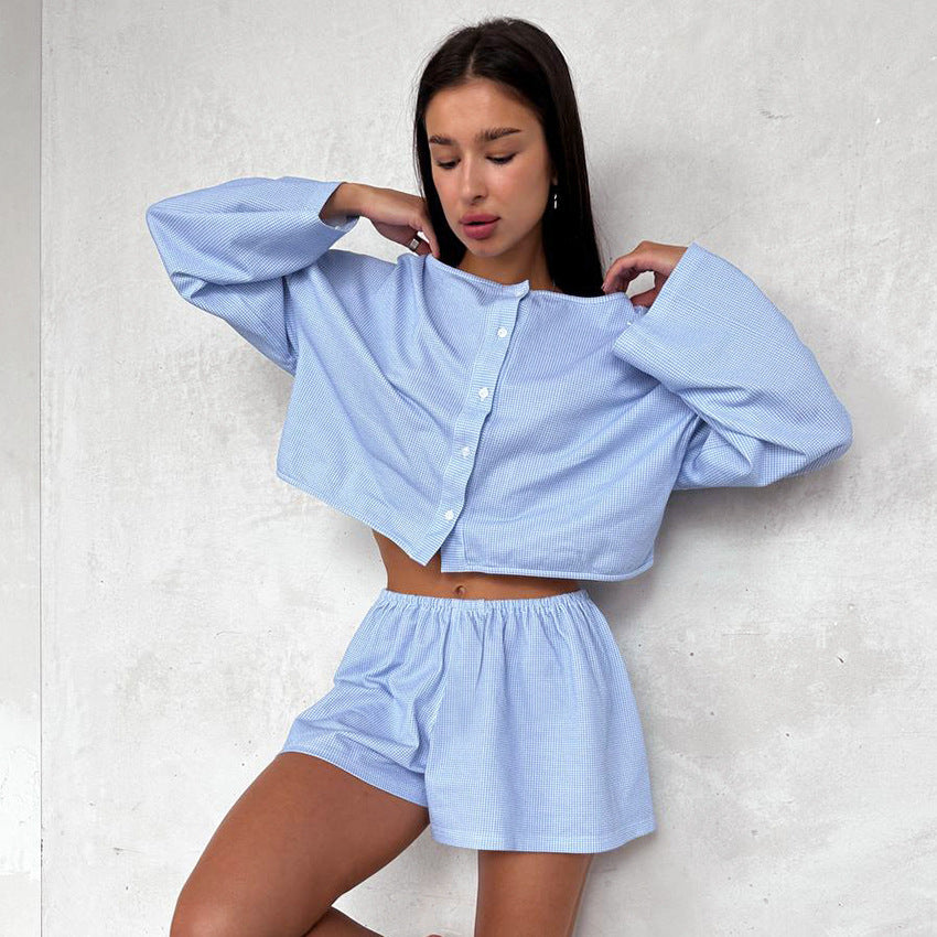 Dame afslappet cropped bluse- og shorts-sæt med vidde skårne ærmer og knapdetaljer Stilla