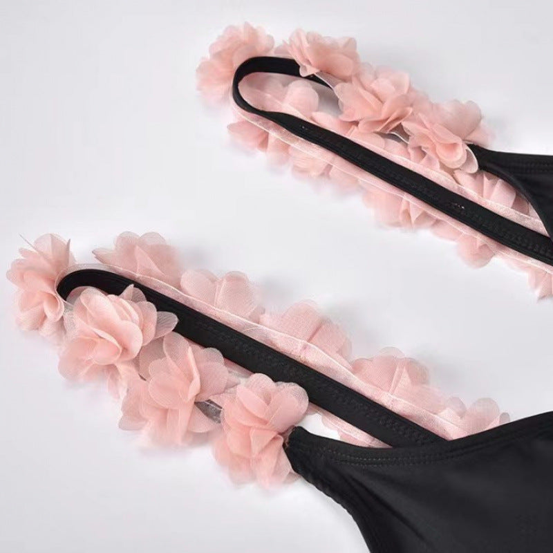 Dame elegant heldragt badedragt med florale stropper Stilla