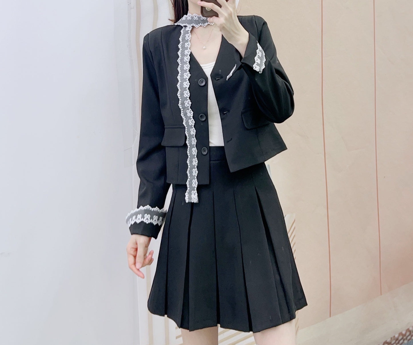 Dame elegant blazer sæt med flettet detalje Stilla