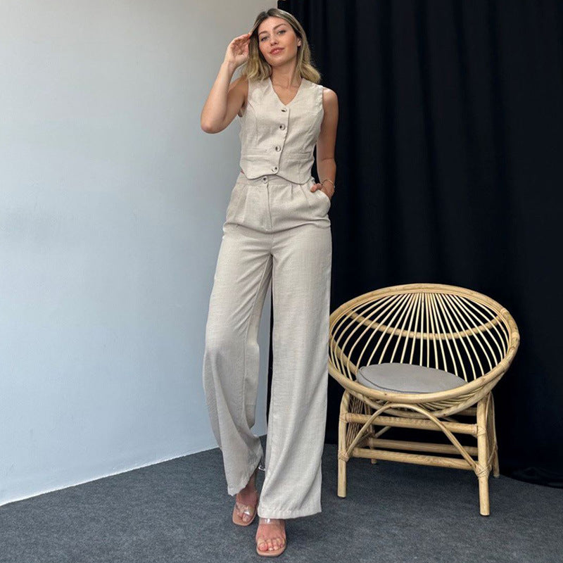 Dame mode og afslappet jumpsuit-sæt med figursyet snit og knapdetaljer Stilla